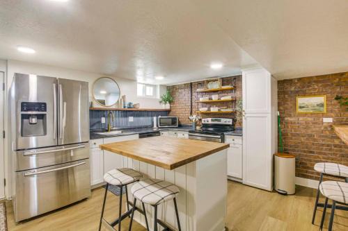 Pleasant View Apartment | Scenic Patio & Views! Stay 10 Mi to Nordic Valley