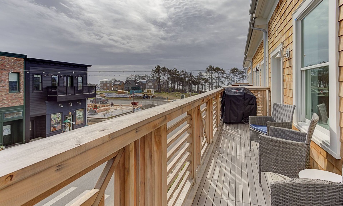 Seabrook House | Seabrook Above Market | Ocean Glimpse, Downtown | 3BR, Dog Friendly, Stairs Only