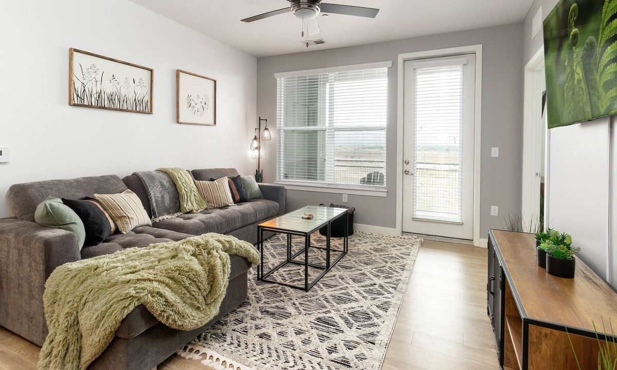 Draper Apartment | Ski and Relax - Conveniently Located - Luxury Stay