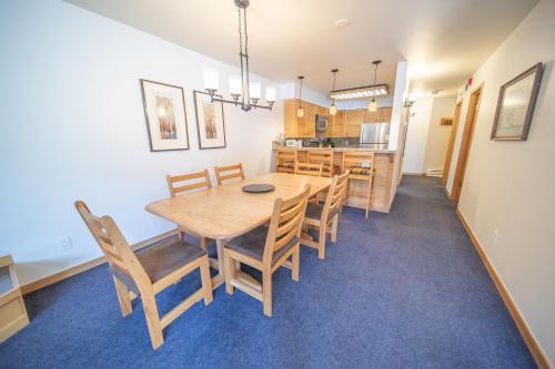 Mountain House House | Ski Run 202 by SummitCove Lodging in Colorado