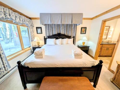 Mountain House House | Ski Run 501 by SummitCove Lodging in Colorado