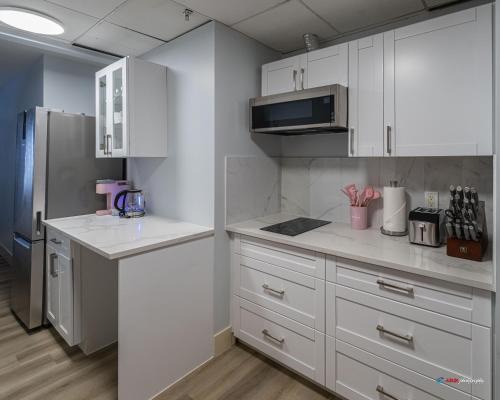 Canmore Apartment | Solara Studio with Pool/Hot tub/Parking/Gym
