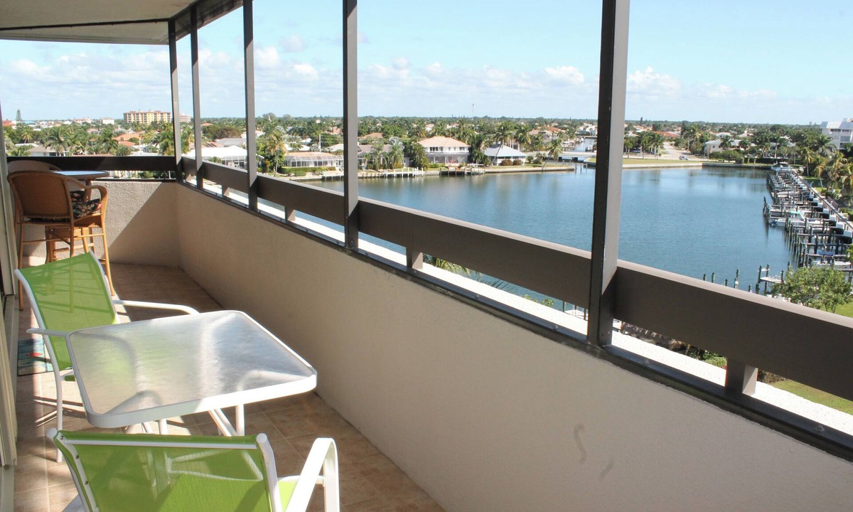 Marco Island Condo | South Seas East C-710- Newly renovated top-floor condo with unobstructed views of the bay.