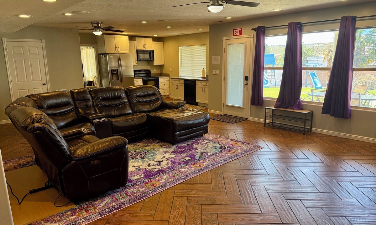 Toquerville Apartment | Spacious 2bedroom apartment in Charming Toquerville with Hot tub, Full kitchen