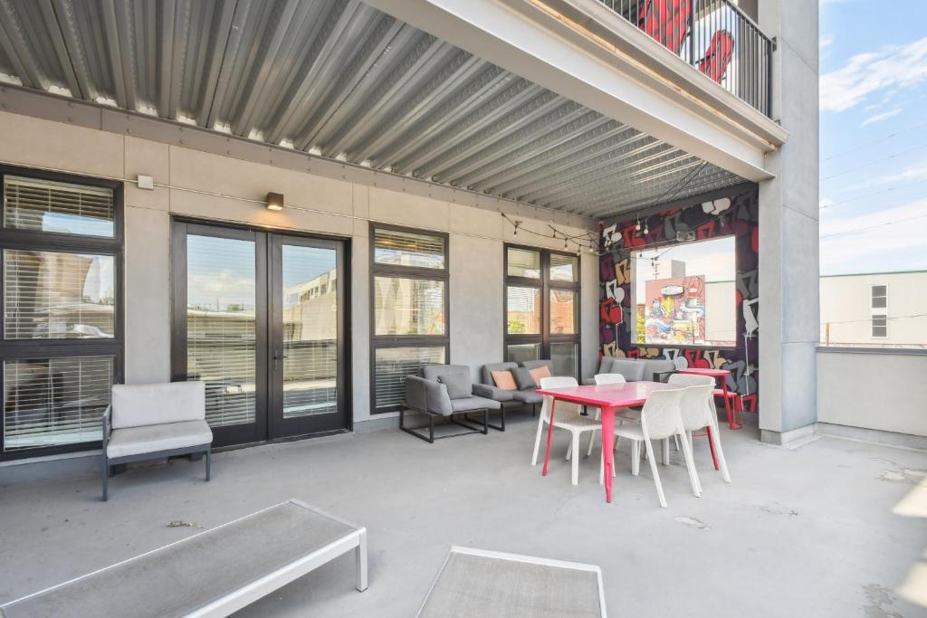 River North Art District House | Spacious 2BR RiNo Loft | Walk to Mission Ballroom | Red Rocks Shuttle Nearby