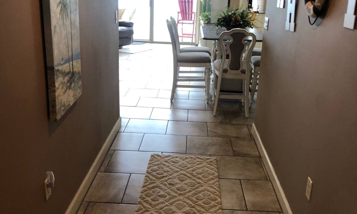 Holiday Beach Condo | Spacious Coral Reef 803-Condo 2 BR/2 Bath with WiFi in amazing Panama City Beach