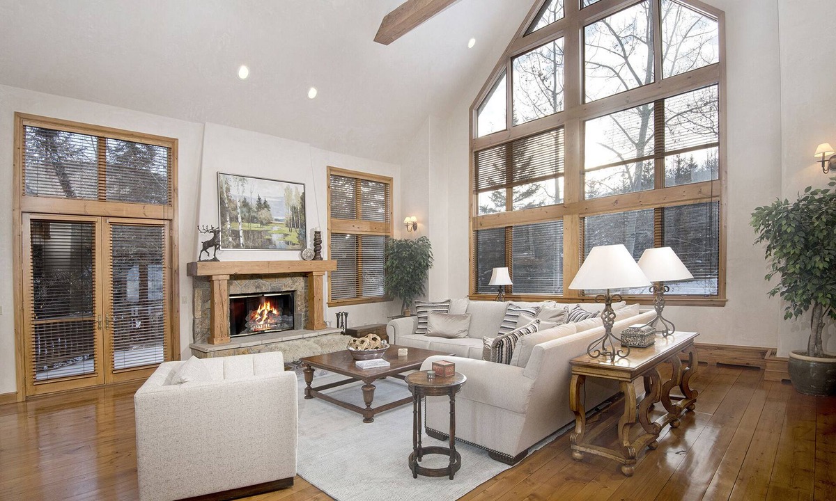 Beaver Creek House | Spectacular single family home with majestic views of Beaver Creek Mountain!