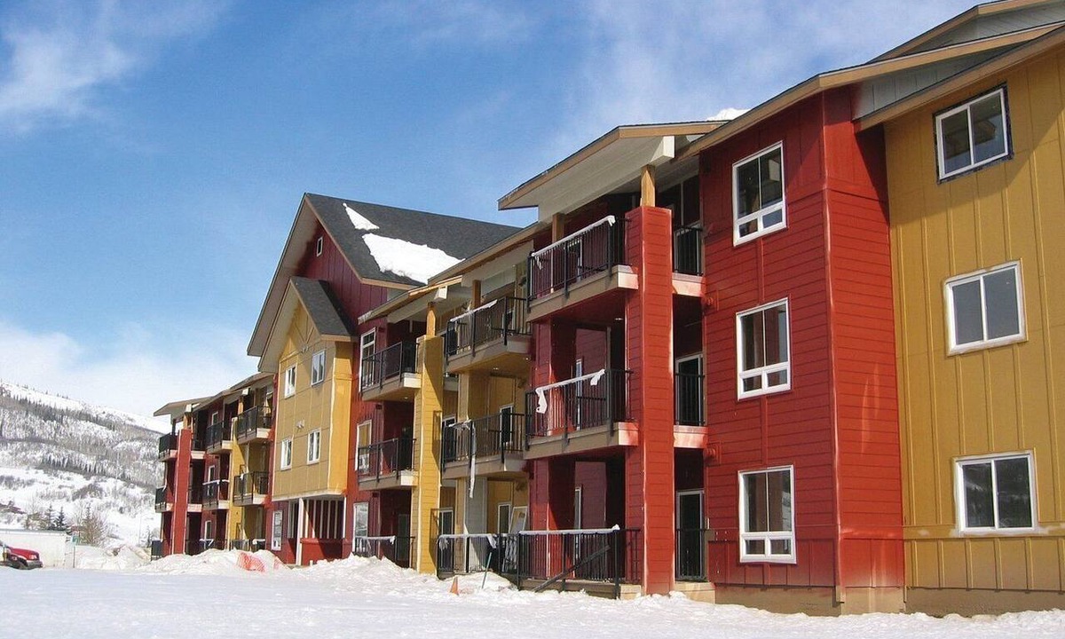 Steamboat Springs Resort | STEAMBOAT SPRINGS SKI WEEK-2BR CONDO-FEB 6-13, 2027-PRIME COLORADO POWDER SEASON