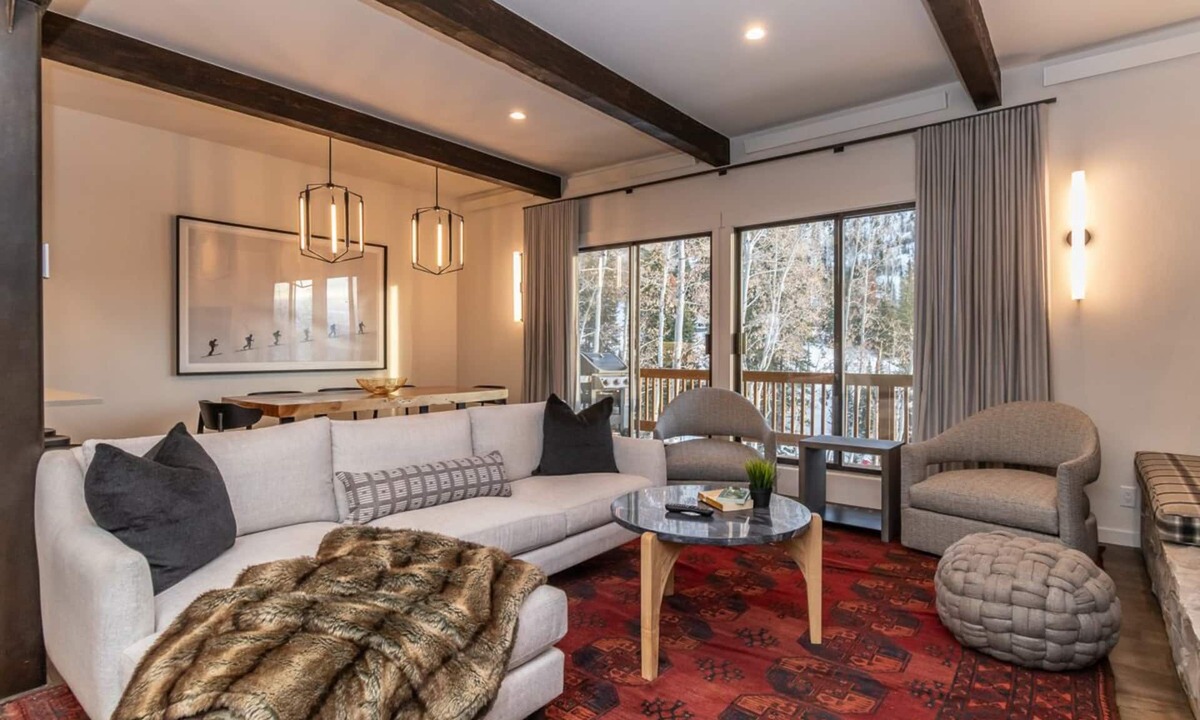 Steamboat Springs House | Storm Meadows Townhome 31 | Ski In Ski Out | Stylish Townhome | Pool & Hot Tub