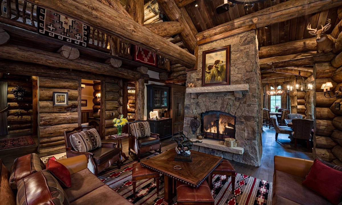 Vail Cabin | Stunning Destination! Cinema, HotTub, Firepit, BBQ, GameRoom, Solaris Parking!
