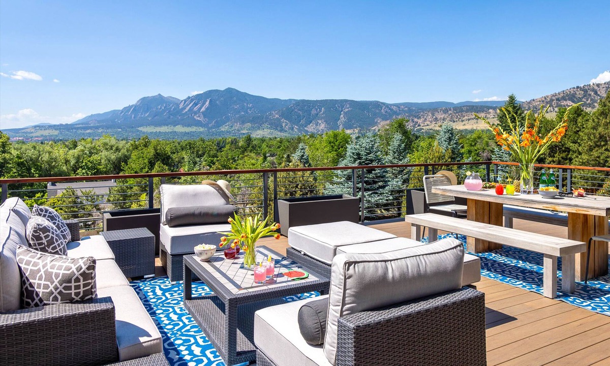North Boulder House | Stunning Home with Flatirons Views, 10-Min to Downtown & CU Campus!
