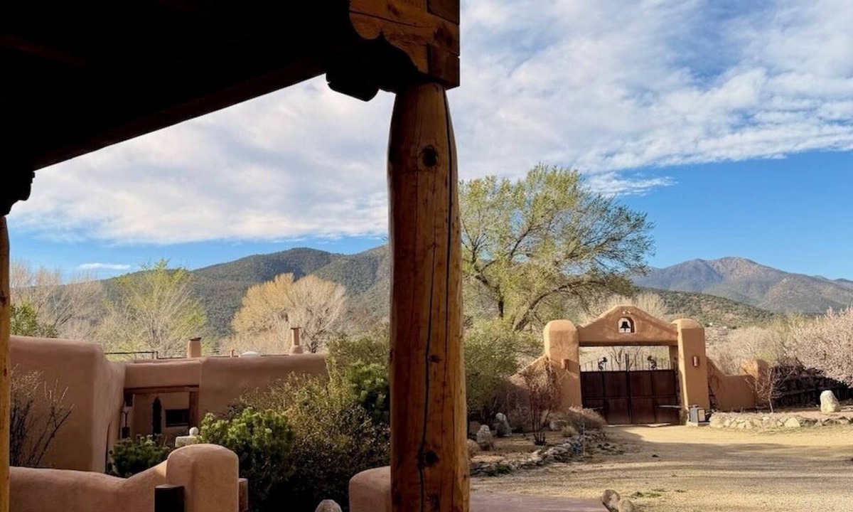 Taos House | Stunning Taos Adobe Estate on 5 Acres: Mountain Views, Fire Pit and Art.