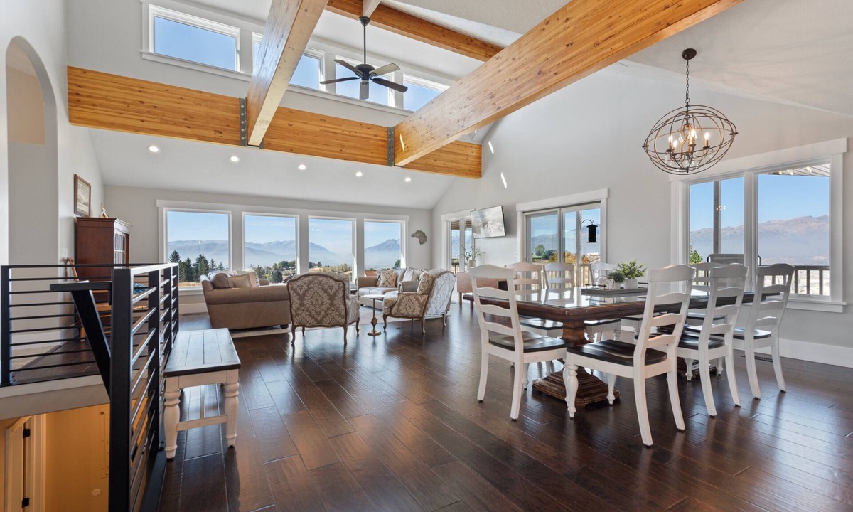 Park City House | Stunning views, sleeps 10, firepit, decks, hot tub