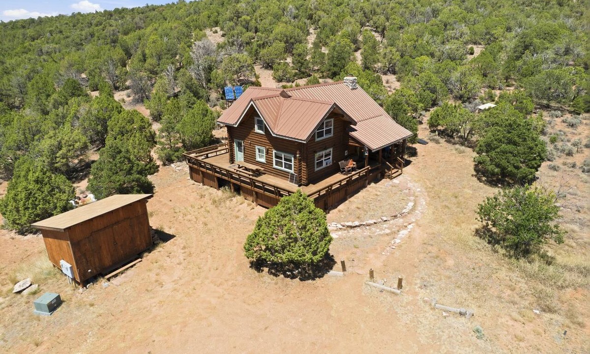 Spanish Valley Cabin | Stunning vistas! Cabin overlooking Moab & Arches
