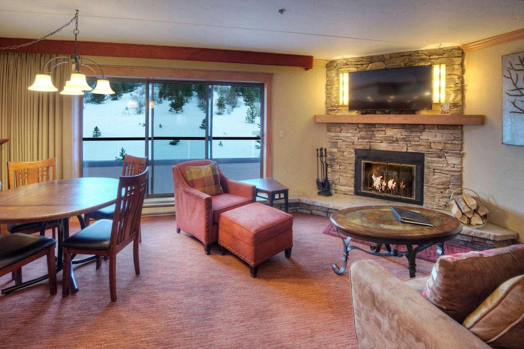 Peak 9 Apartment | Summit Suite At Beaver Run Resort condo