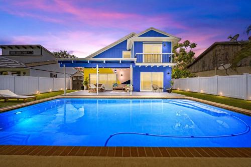 Delray Beach House | Sunset Haven with Saltwater Pool & mins to beach