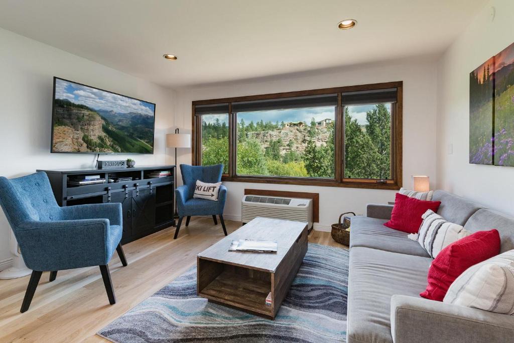 Purgatory Apartment | Tamarron Lodge Studio 103 - Wildflower Ridge - Durango CO