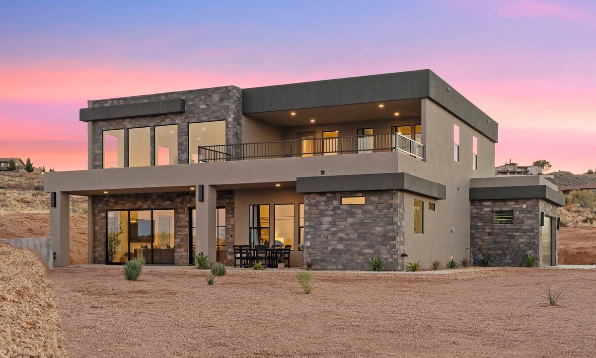 Greenehaven House | The Lookout- Luxe, Hot Tub, Firepit, 50-Mile Views