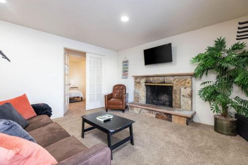 Cottonwood Heights House | The Shredder's Shanty - Close to Ski Resorts