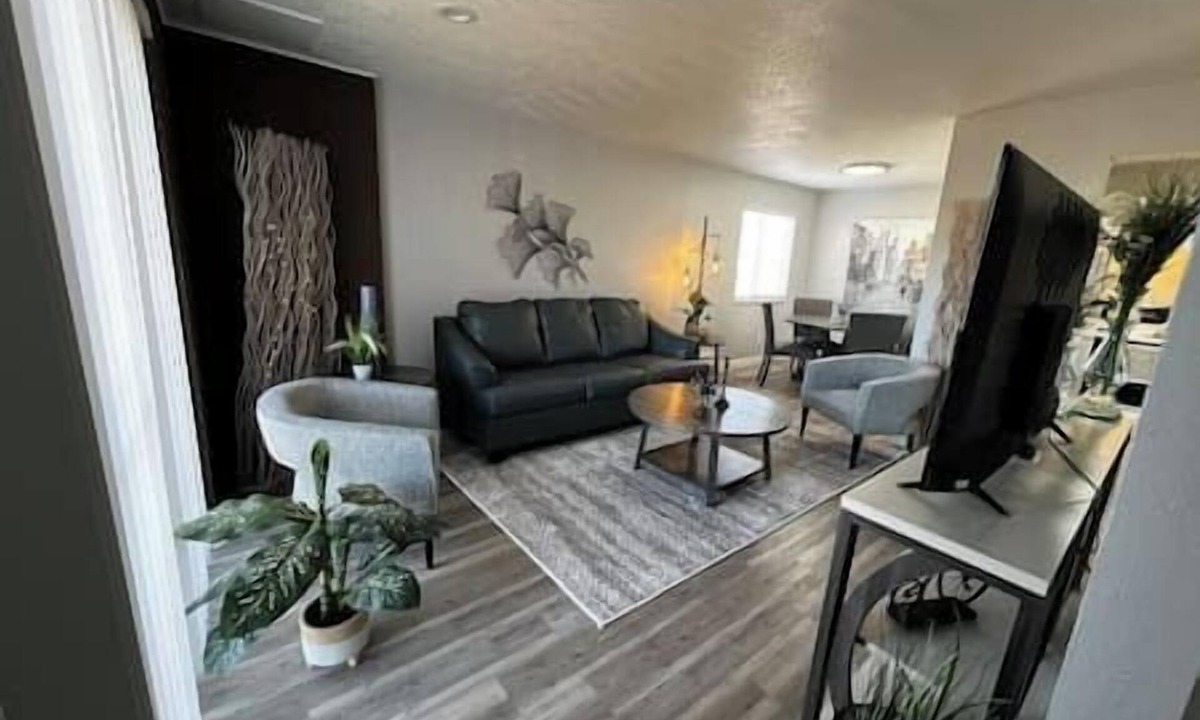 Grand Junction Condo | Tranquility 2BR Condo - Extended Stays for Executives & Traveling Professionals