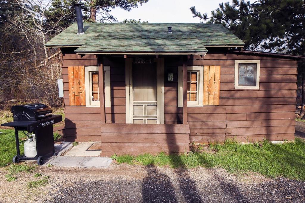 Estes Park House | Triple R Cottages- 4