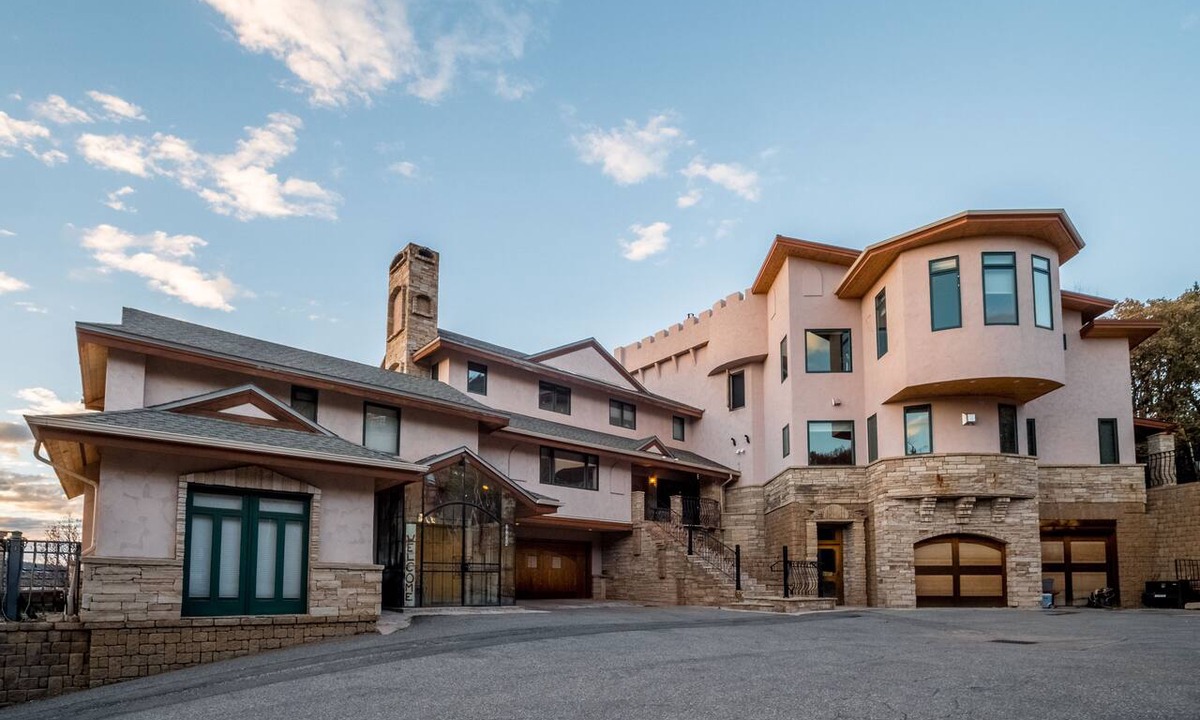 Steamboat Springs Apartment | Under the Gondola - Sleeping Giant Suite, Dog Friendly!
