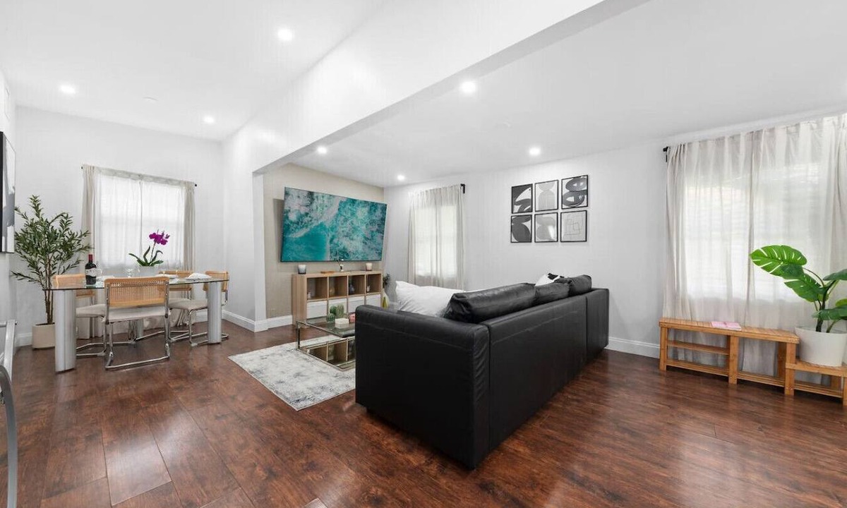 Grandview Heights Apartment | Upscale Home - CityPlace & Convention Center