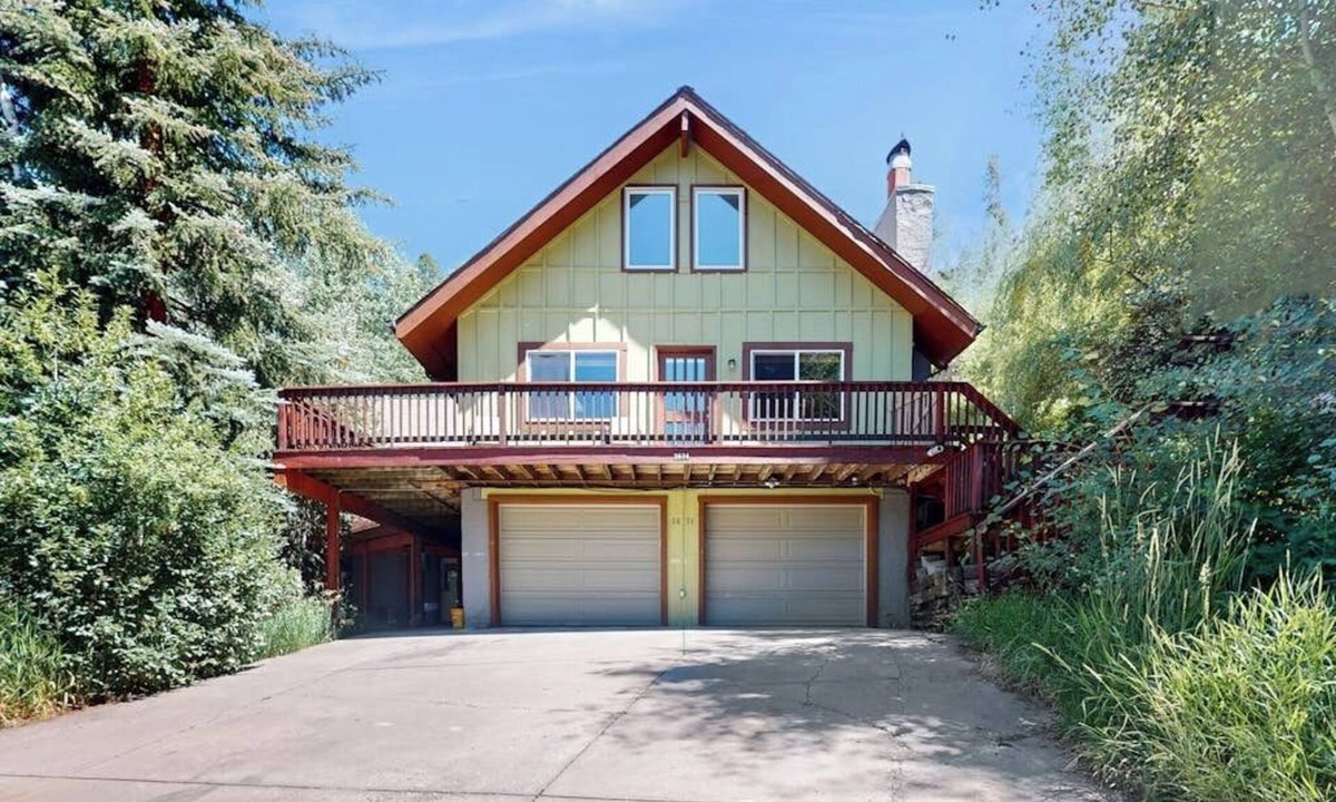 Intermountain Condo | Vail Mountain Condo w/Hot Tub - 10 Minutes to Vail Ski Resort