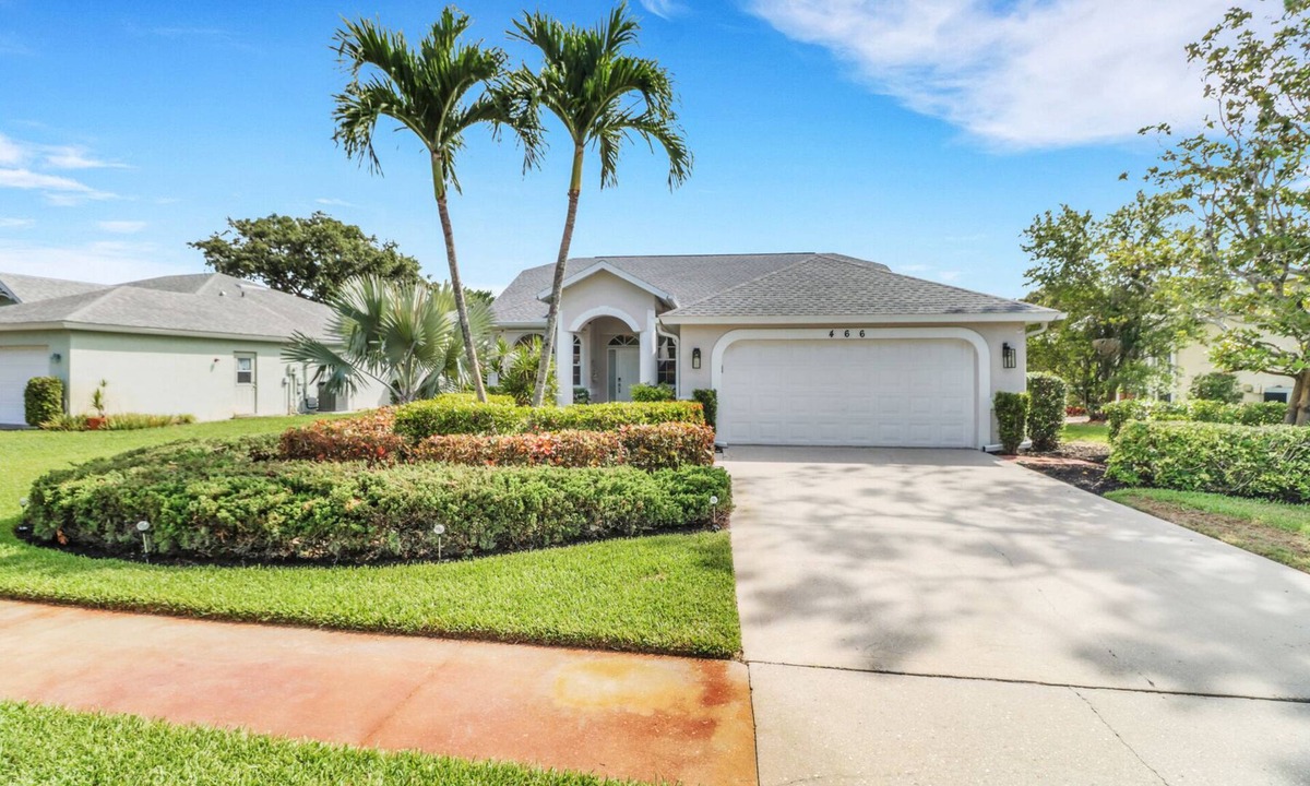 Central Naples Villa | Villa Napoli 3 bedroom Vacation dream in Naples FL