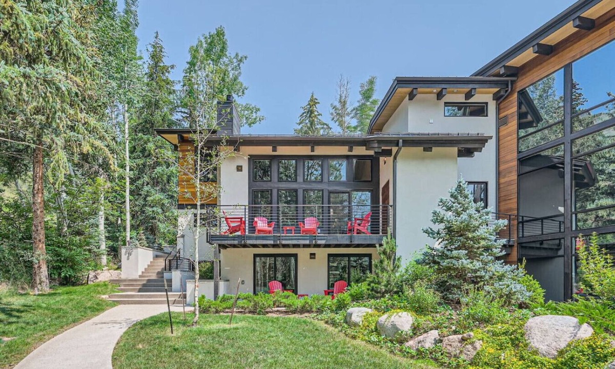 Vail House | Wapo chalet | Luxe 4BR Vail Chalet Near Village Hosted By Alpine Co-Hosts Vail, CO