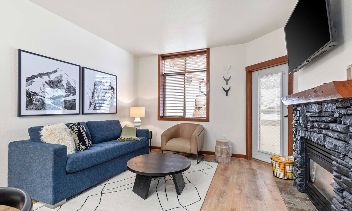 Salt Lake Mountain Resorts Condo | Welcoming Condo with a Shared Hot Tub, Pool and Club Solitude Access