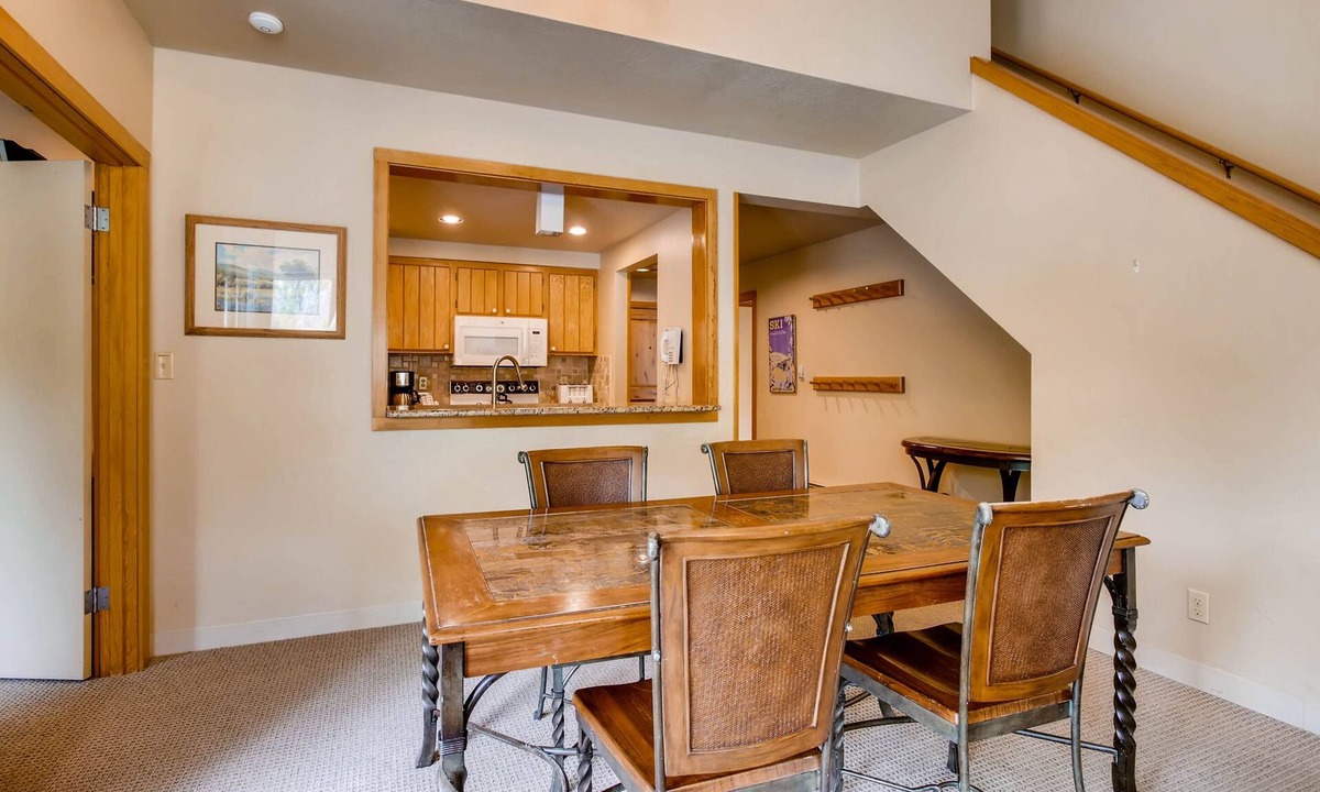 Lakeside Village Condo | Willows 1716