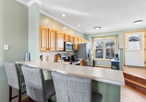 Centrally Located Silverthorne Condo Near Ski Areas & Local Activities!