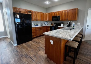 Direct Waterfront Retreat- Fishermen's and Kayaker's Dream + Dog Friendly! in Indian Shores