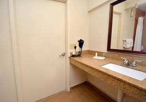 Incredible Deal! 2 Awesome Units, Near Hawks Landing Golf Club, Outdoor Pool in Orlando