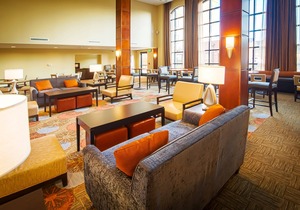 King Suite | Free Breakfast Buffet Included. Gym & Pool Access.