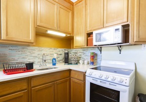 Secluded Cottage Close to Town w/Bikes & Hot Tub in Lake Worth