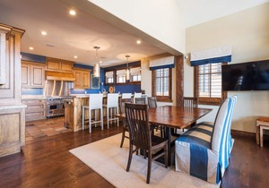 Silver Star 20 | Spacious Ski Home for Groups
