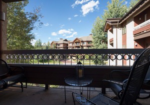 TR1201 | Beautiful Home | Close to Skiing | A/C | 10 Hot Tubs