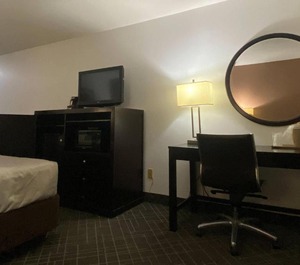 Quality Inn 