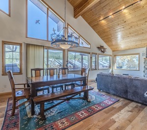 Zephyr Mountain Lodge Park 