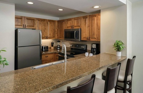 Highland Meadows Condo | 1 Bedroom/2 Bath Condo @ Marriott Streamside at Vail Feb 20-27 - Low Price!