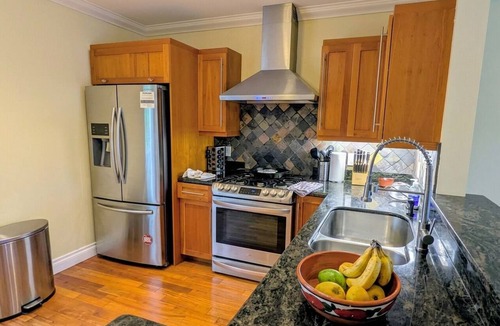 Poinsettia Heights House | #1 Family Oasis/Htd SW Pool/3BR/10mins to all/No Car Rqd/New Pics/All Updated