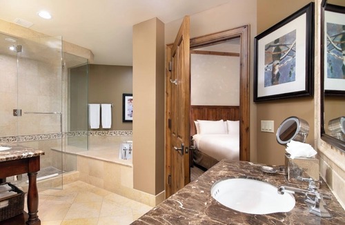 Downtown Resort | 1 Suite-Amenities, Fireplace, Hot Tub, Fire Pit