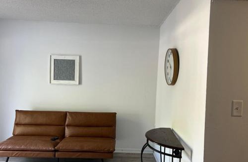 Demopolis Apartment | 1704 Worker crash pad