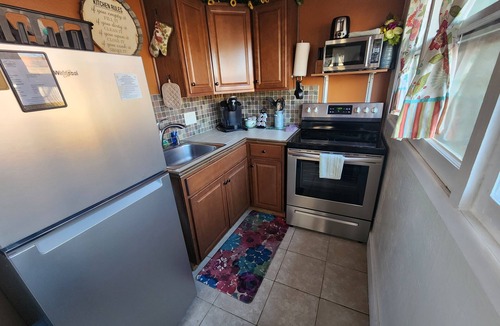 West Colorado Springs Cottage | 1880s home - Manitou Springs & Old Colorado City. Close to Garden of the Gods