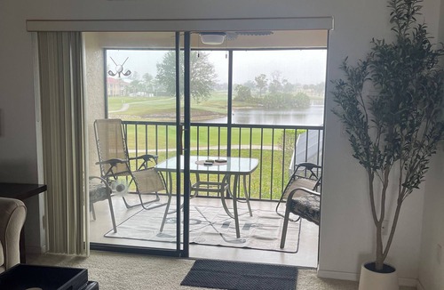 Deep Creek Condo | 2-bedroom condo in adorable Punta Gorda with cool AC