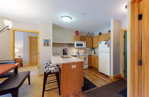 Copper Mountain Village Apartment | 2 BR/2 BA Copper Springs Unit