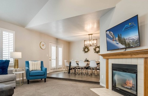 Cottonwood Heights House | 2 Homes * Hot Tub * Close to Alta/Snowbird Resorts * Fireplace