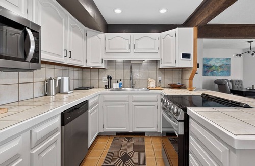 Winter Park Highlands House | 233 Tabernash Drive 4 bedroom mt retreat, mt views, 2 living rooms, large deck